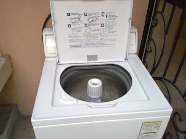 Lavadora de roupas importada